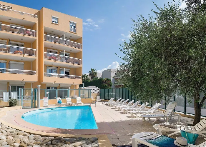 Pierre & La Rostagne Lejlighedshotel