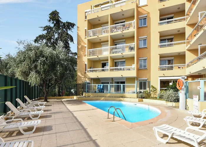 Pierre & La Rostagne