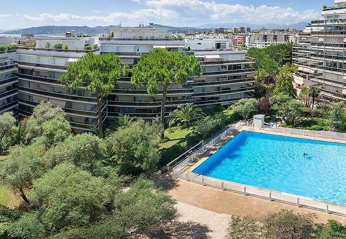 Pierre & La Rostagne 3* Juan-les-Pins