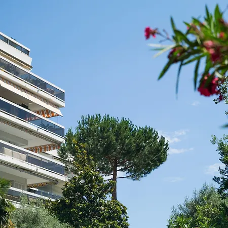 Pierre & La Rostagne 3* Juan-les-Pins