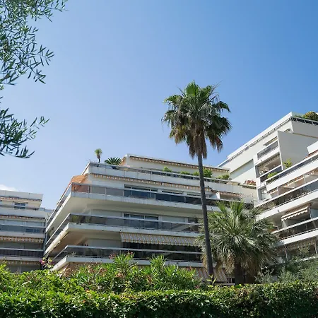 Résidence Pierre&vacances La Rostagne 3*