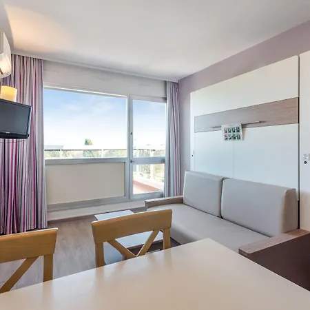 Résidence Pierre&vacances La Rostagne 3*