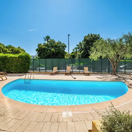 Pierre & La Rostagne Aparthotel Juan-les-Pins