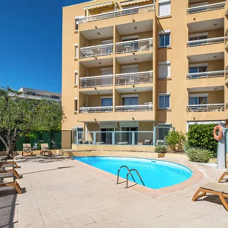 Pierre & La Rostagne Aparthotel 3*