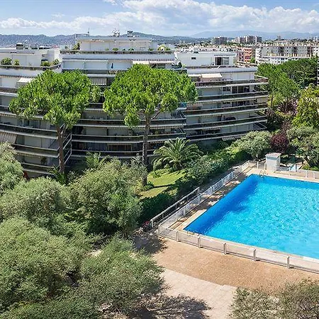 Résidence Pierre&vacances La Rostagne 3* Juan-les-Pins