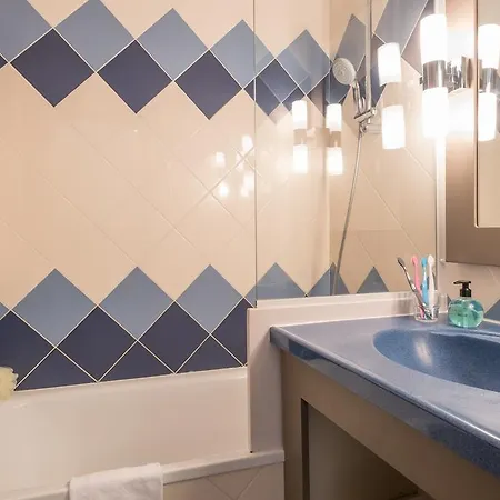 Pierre & La Rostagne Lejlighedshotel 3*