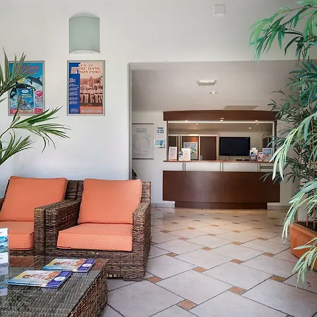 Résidence Pierre&vacances La Rostagne 3*