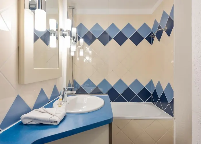 Résidence Pierre&vacances La Rostagne 3*