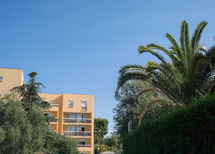 Résidence Pierre&vacances La Rostagne Aparthotel