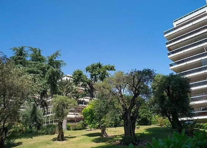 Résidence Pierre&vacances La Rostagne Juan-les-Pins